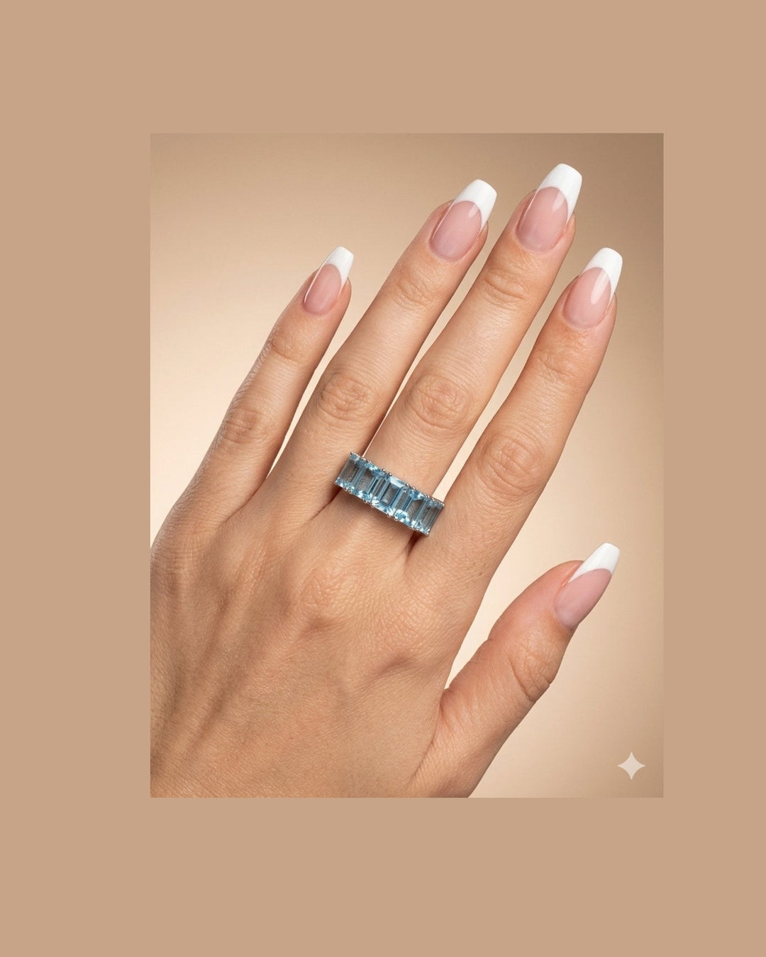 DAZZ RING