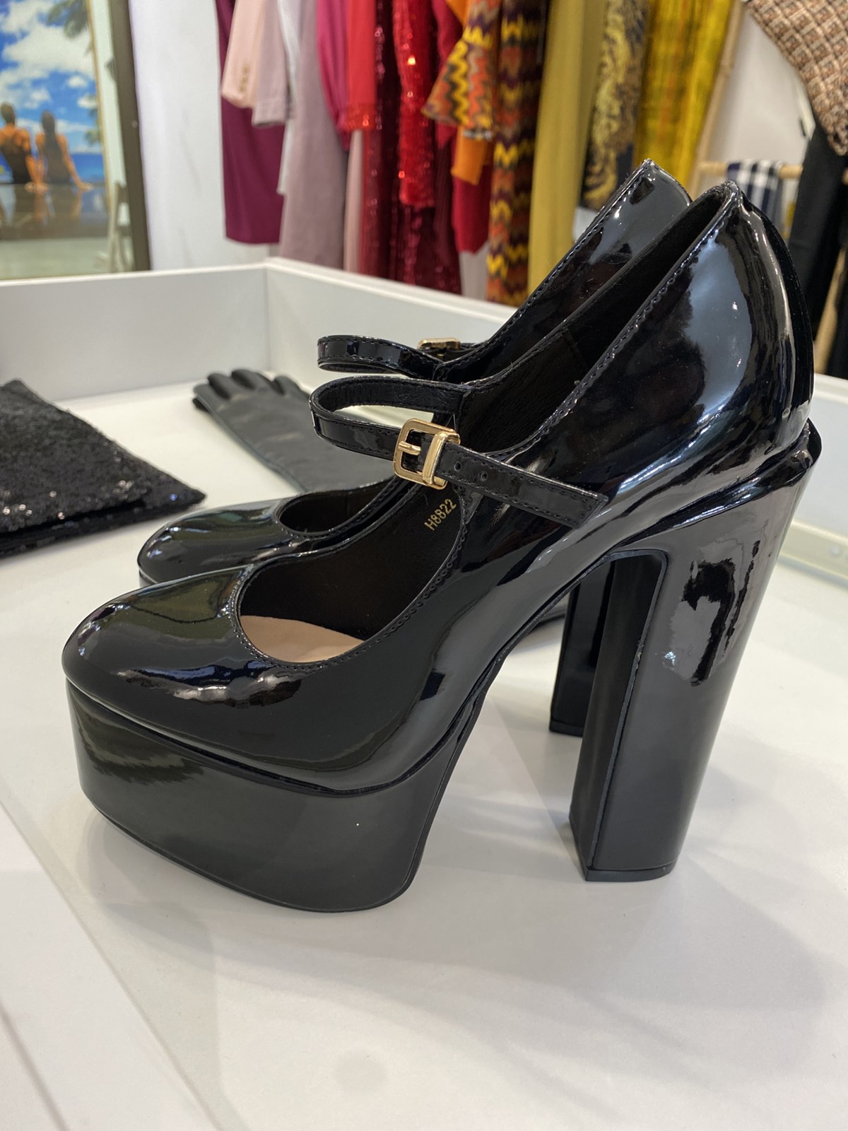 SEXY BLACK HIGH HEELS 👠