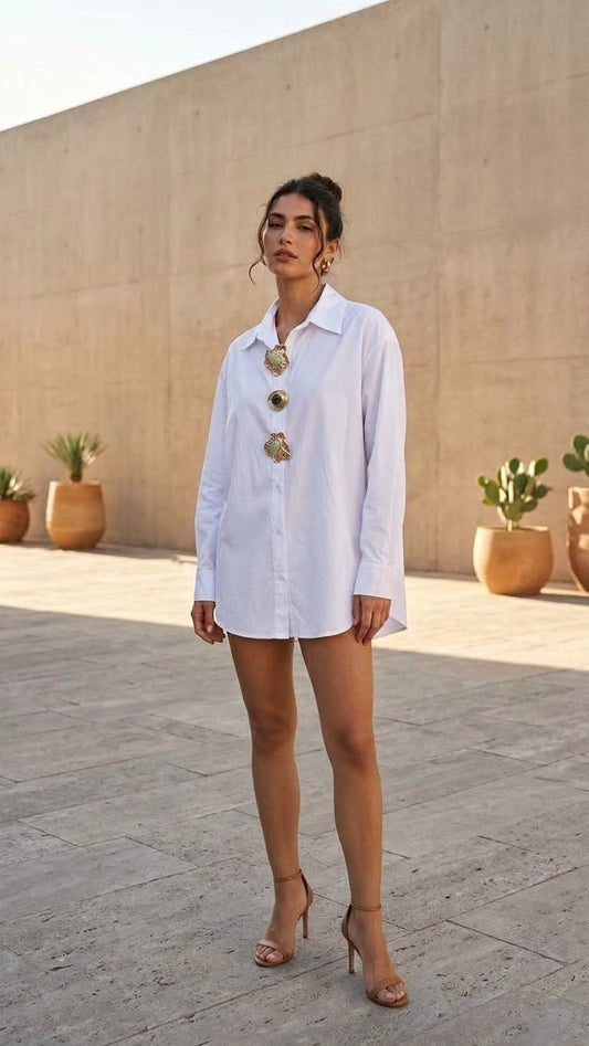 SHARON | White Oversized Shirt with Detachable Brooches