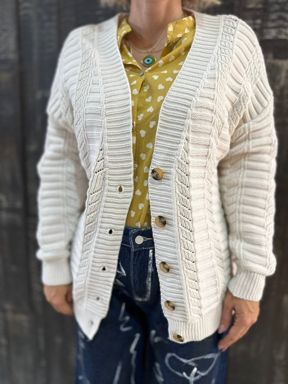 SOFT CREAM CARDIGAN