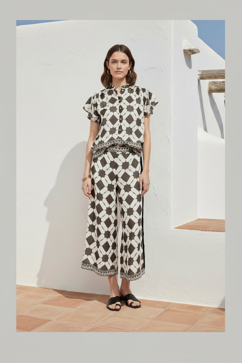 BROWN GEOMETRIC PRINT SET | Καφέ Σετ με Geometric Print — 