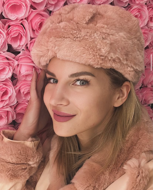 Γούνινο ροζ καπέλο