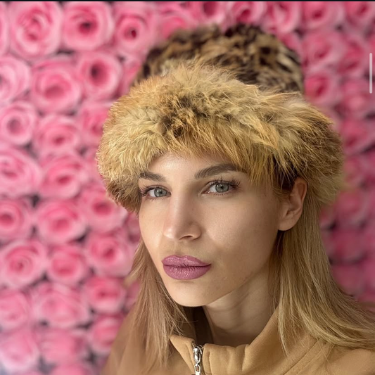 Γούνινο λεοπάρ καπέλο