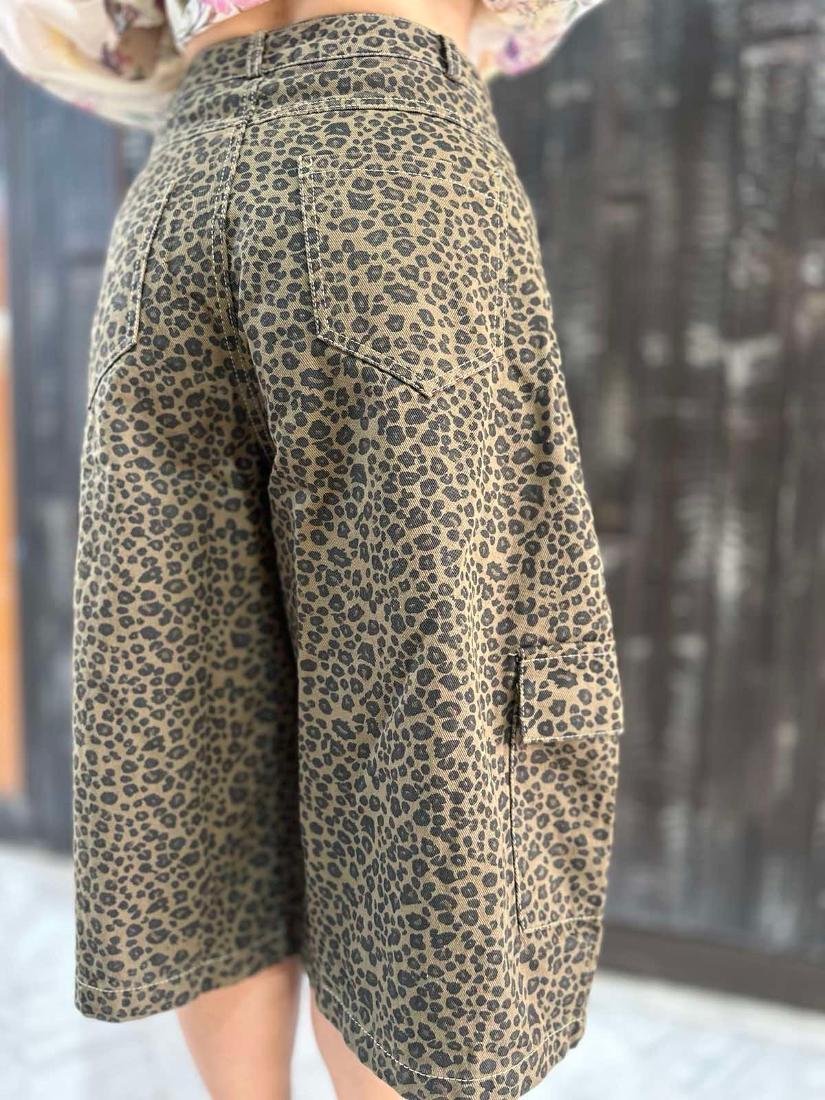 LEOPARD LOVE