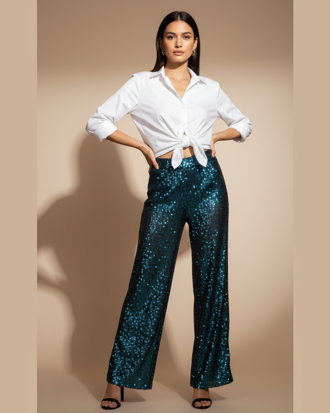 OCEAN SEQUIN με λευκό πουκάμισο δεμένο