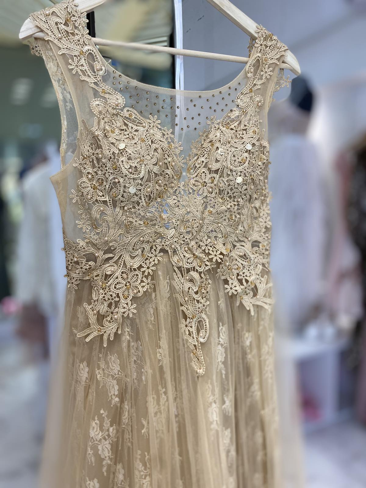 VICTORIA DRESS