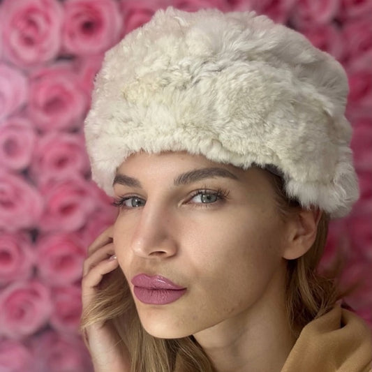 FLUFFY BUCKET HAT