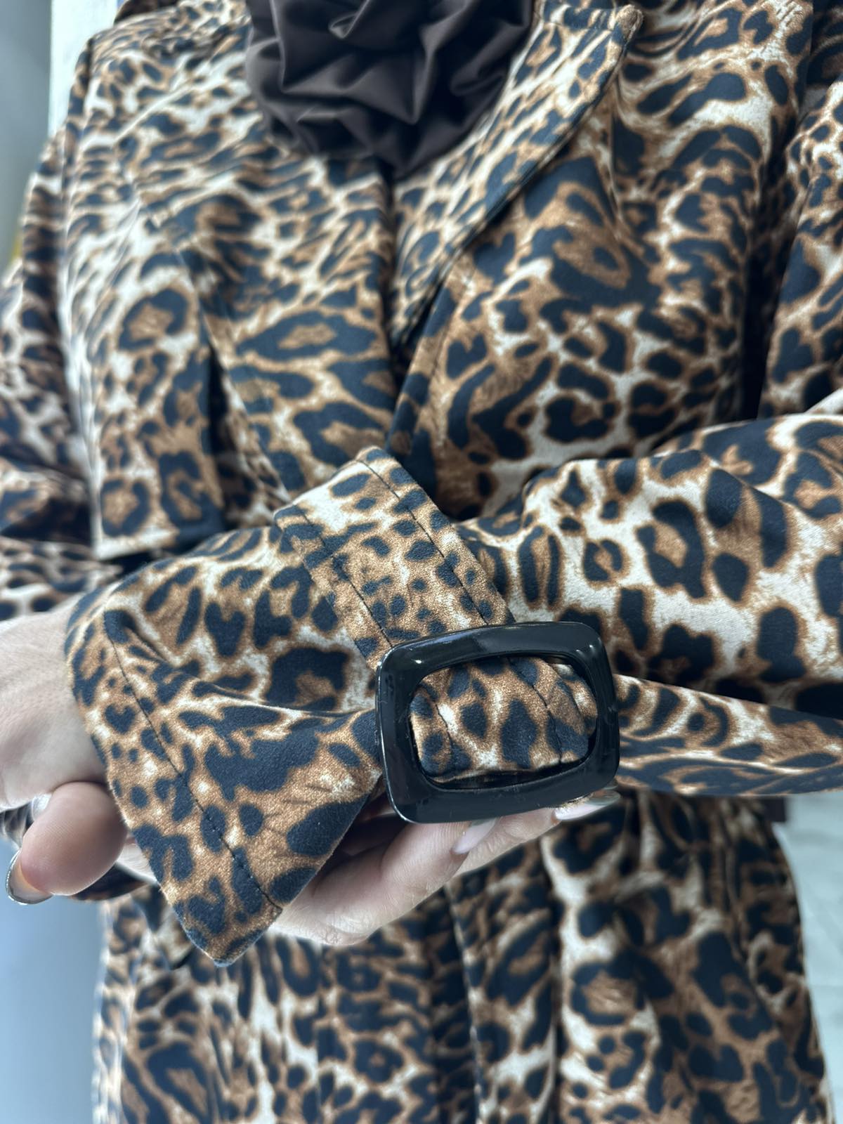 LEO CHIC